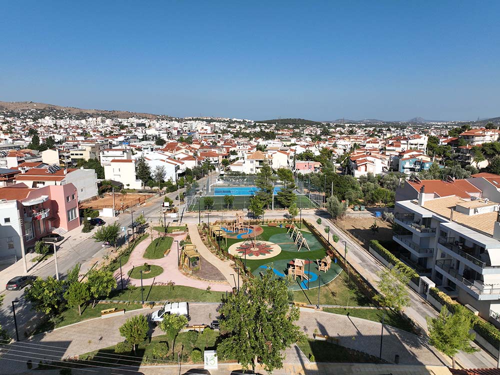 ΚΑΤΑΣΚΕΥΗ ΚΟΙΝΟΧΡΗΣΤΩΝ ΧΩΡΩΝ ΣΤΟ ΔΗΜΟ ΠΑΙΑΝΙΑΣ (Δ.Κ. ΓΛΥΚΩΝ ΝΕΡΩΝ) - ΔΗΜΙΟΥΡΓΙΑ ΝΕΑΣ ΠΛΑΤΕΙΑΣ, ΠΑΙΔΙΚΗΣ ΧΑΡΑΣ ΚΑΙ ΥΠΑΙΘΡΙΩΝ ΓΗΠΕΔΩΝ